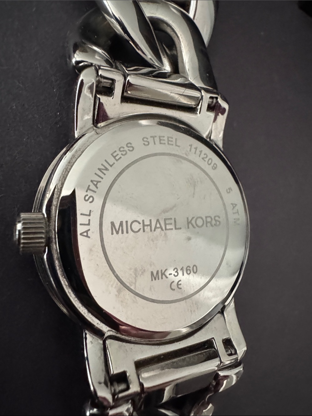 Michael Kors Silver-Tone Women’s Chain Link Bracelet Watch - Picture 4 of 5